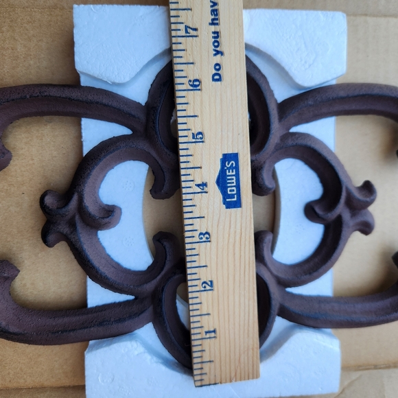 TWO NEW Southern Living at Home #40675 Wrought Iron VINTAGE style scroll WALL - Picture 4 of 6